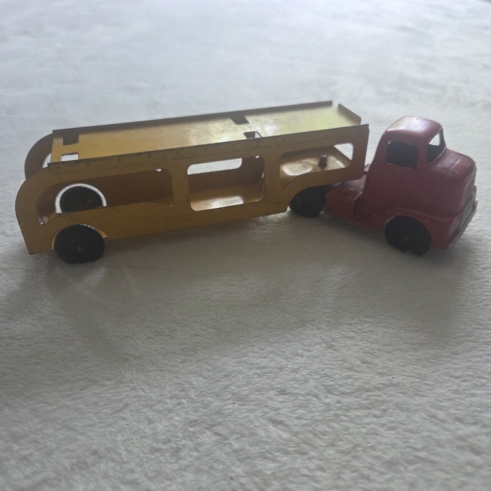 TootsieToy International RC 180 Auto Transport w/o Tin Ramp Single Axle Trailer